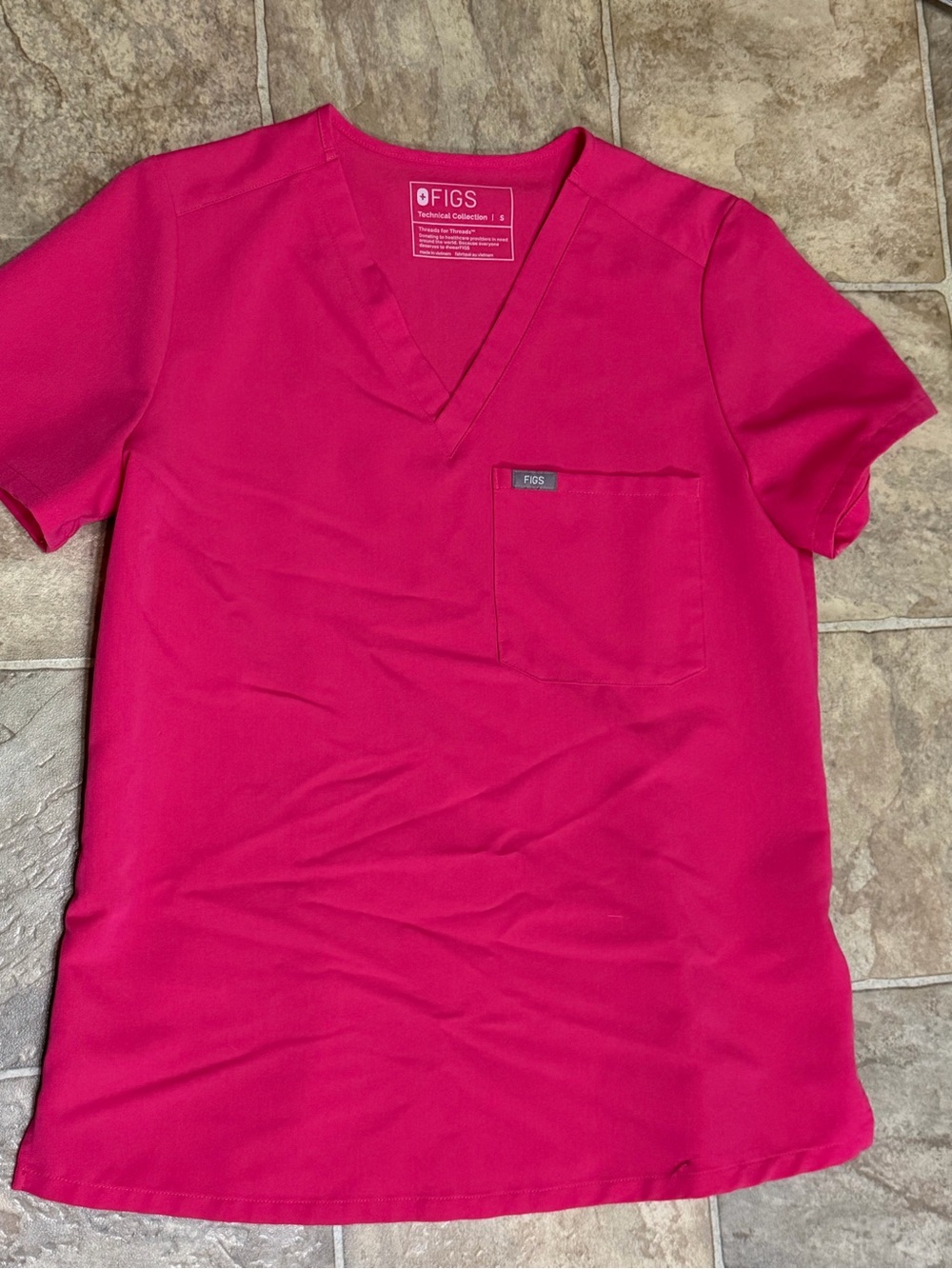 Figs “Shocking Pink” Scrub Set Small